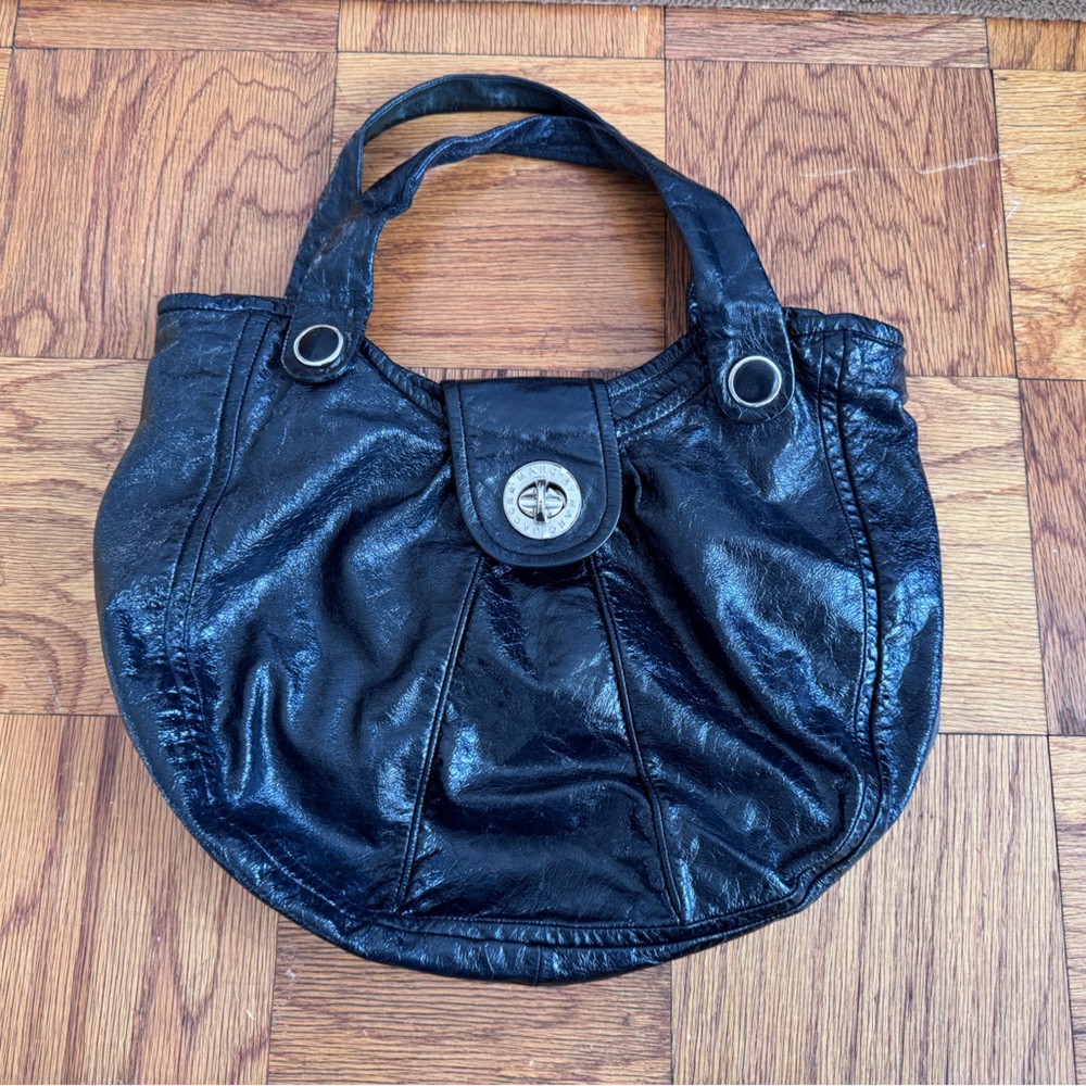 MARC JACOBS PATENT LEATHER BAG